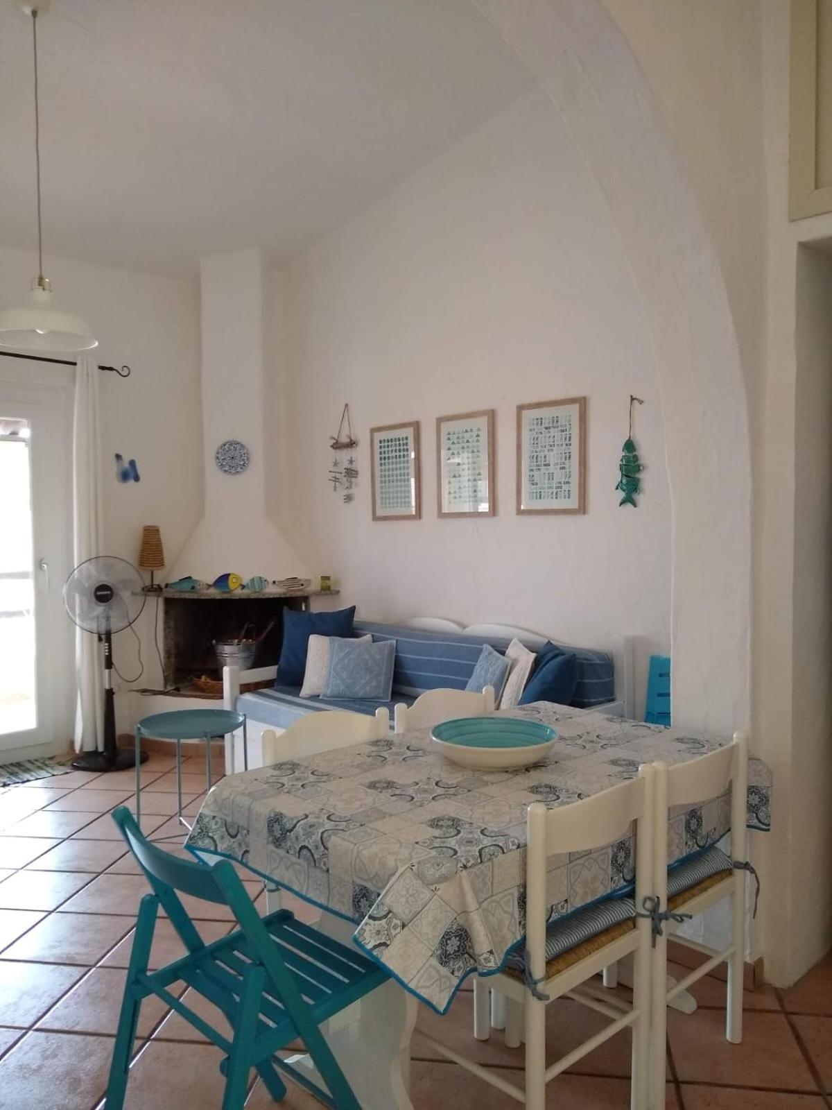 Capo Blu - Santa Margherita Di Pula Villa Eksteriør bilde